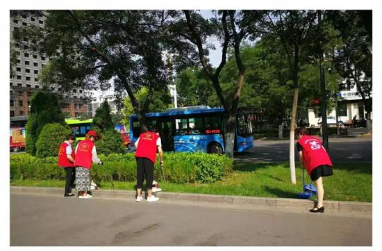 市妇幼保健计划生育服务中心志愿服务风采