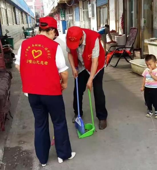 市人大办志愿服务风采