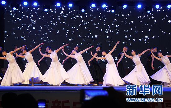 现场文艺表演