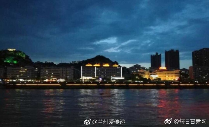 免费一区二区