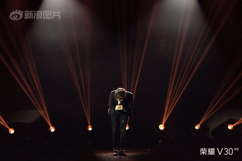 AI迪丽热巴性做爰A片