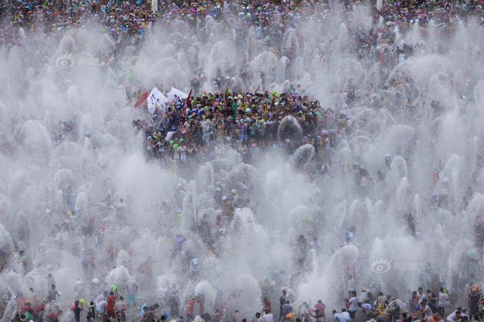 2024全網熱搜：Gameone娛樂城討論熱度爆棚，這家老牌平台憑什麼讓玩家集體倒戈？ 