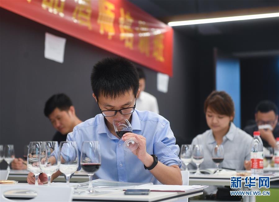 刘亦菲高潮水多好紧好爽视频