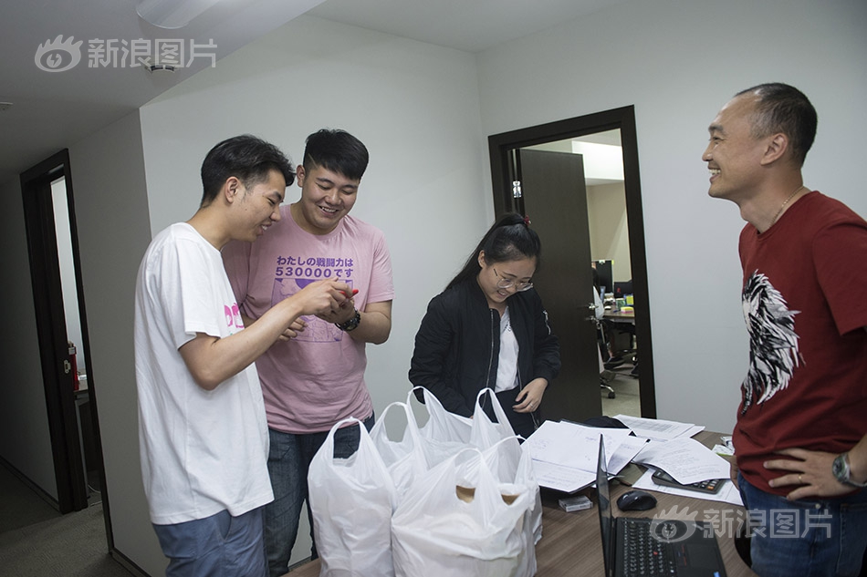 月南美女一级黄片看点大全