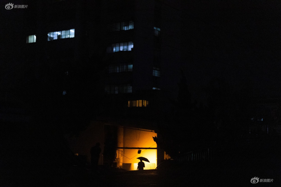 与僧侣交合的色欲之夜】3分钟大片的开车片段!