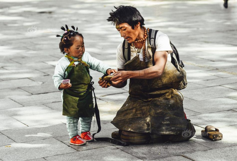 尤妮丝