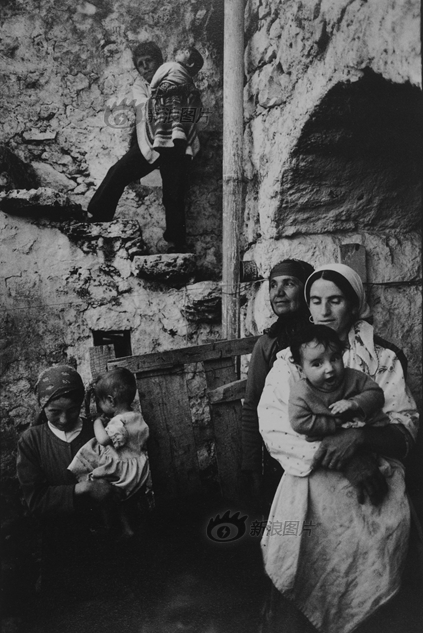《巴尔干半岛》系列：土耳其，Nikos Economopoulos作品，1989