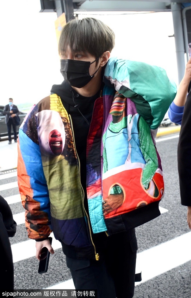 阿迪达斯清风系列