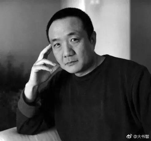 赵钢,毕业于长春光学精密机械学院。