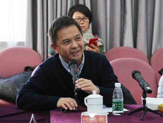 冯建国在研讨会上发言。摄影:徐申