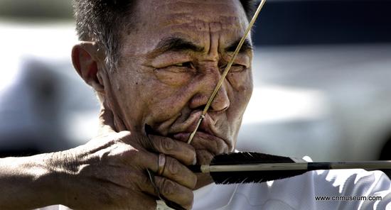 20 《蒙古族传统体育竞技》&nbsp; 作者：赵志强 作品共18幅