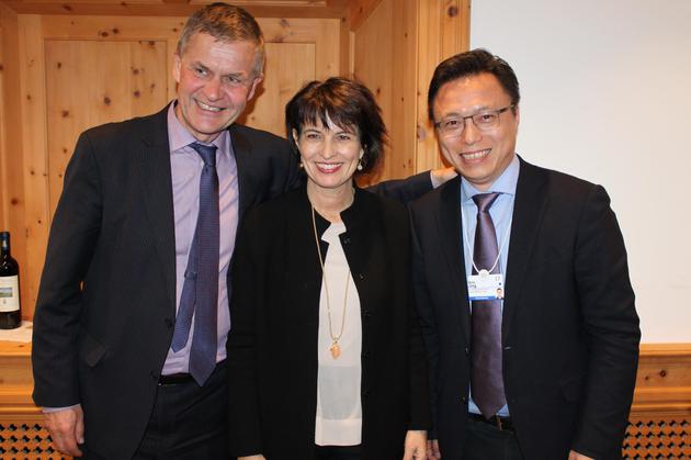 ΪϹ滮(UNEP)ִErik SolheimʿͳDoris LeuthardϽCEOͶ