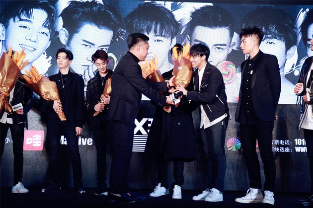 X玖少年团发布会北京举行 透露上海演唱会惊喜