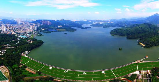 航拍深圳水库全景。粤港供水供图