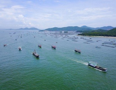 2017年8月16日上午，第十五届南海（阳江）开渔节在广东省阳江市海陵岛举行开船仪式。梁文栋 摄
