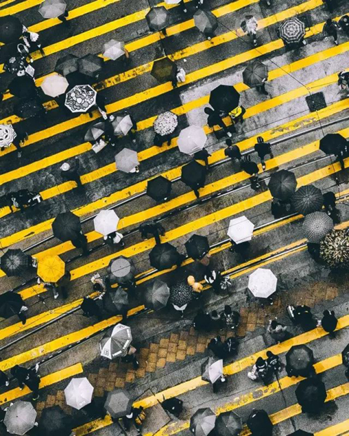 入围作品“Umbrella Revolution”（雨伞革命）© Pablo Weber（中国香港）