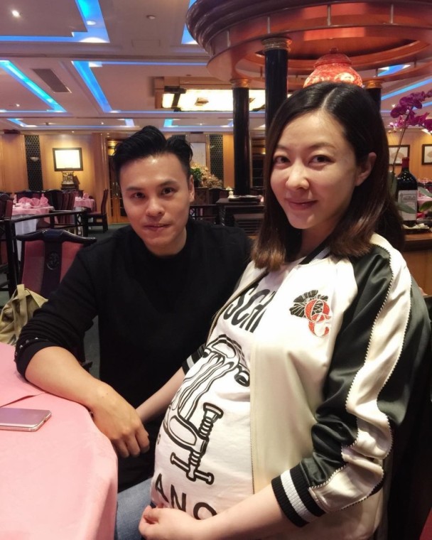 港媒曝其生双胞胎女儿 熊黛林方模糊回应