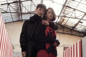 允儿珉豪巴黎写真 弟弟霸气揽肩膀