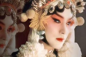 依旧风华绝代！张国荣试装白蛇造型高清图曝光