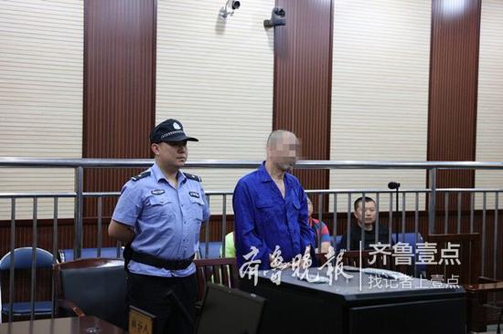 案例三:容留他人吸毒被判拘役