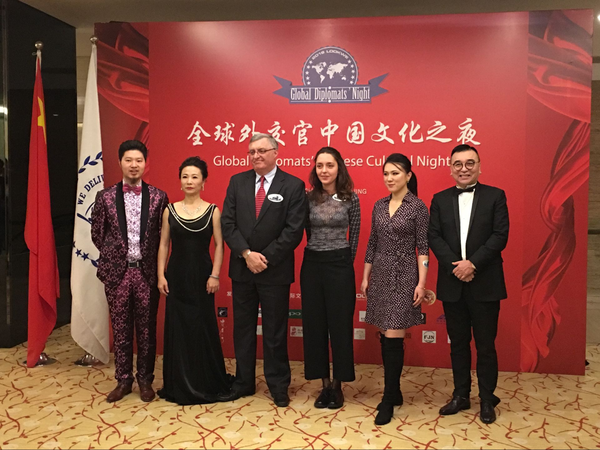 全球外交官中国文化之夜传播中国好声音的引