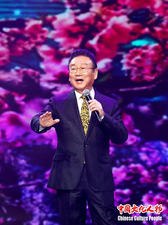 著名歌唱家蒋大为用歌声向全球华人华侨表达新春祝福