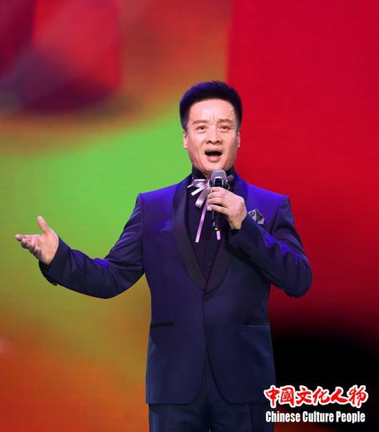 全国政协委员、著名歌唱家阎维文倾情演唱广为流传的经典歌曲