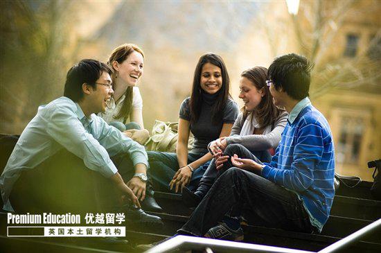 英国留学华威大学硕士学费