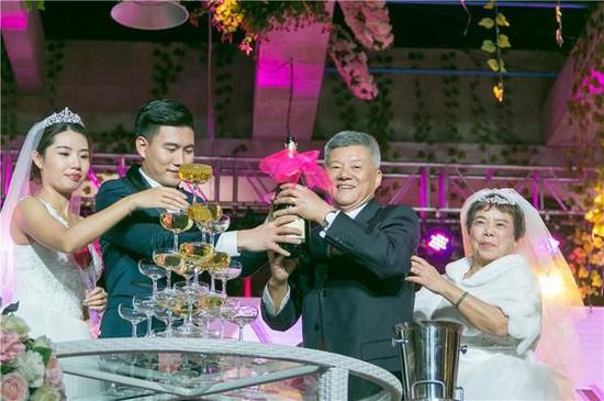 帕娜缔诗携手广州市妇联羊城集体婚礼,为爱出