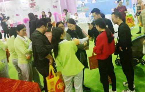 3月下旬广州母婴展上,管家帮月嫂被现场预订一空