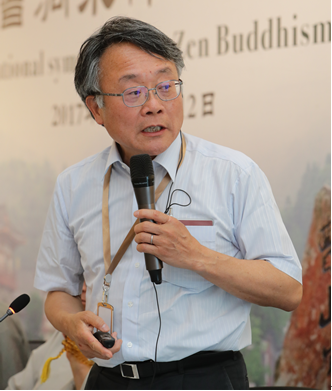(日本国立东北大学宗教研究室原主任铃木岩弓做主旨演讲)