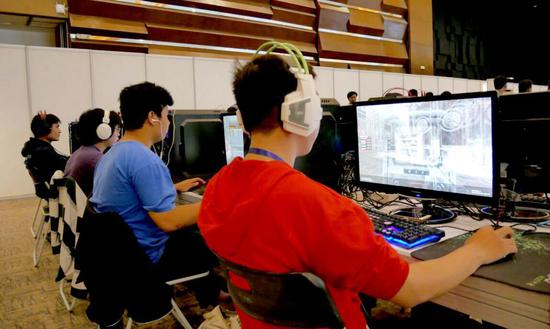 电子竞技参赛选手
