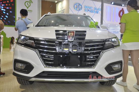 (图为EVCARD推出的新能源共享汽车)
