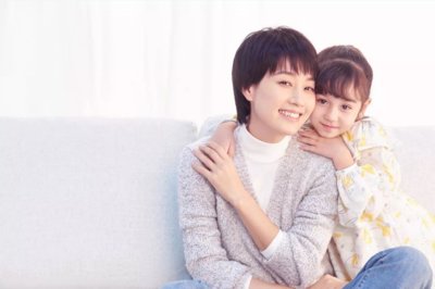 YeeHoO英氏携手马伊琍女士