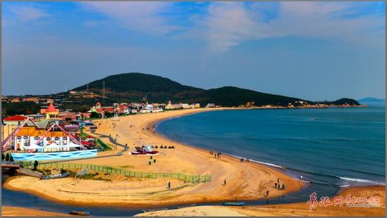 醉美崂山仰口湾,从空中观看好似“太极图”。