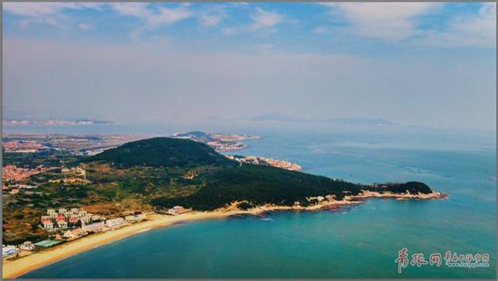 仰口峰山东岬角,盛产崂山玉石的地方。