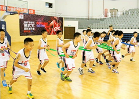 李秋平上海成人篮球培训班，助力篮球体育教育永不止步!
