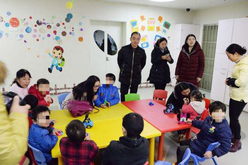 盐城儿童福利院乐观开朗的孩子们及院内专业细致的护理工作让大家心里倍感温暖