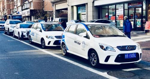 青岛共享汽车2毛钱起开 大道用车推低价风暴