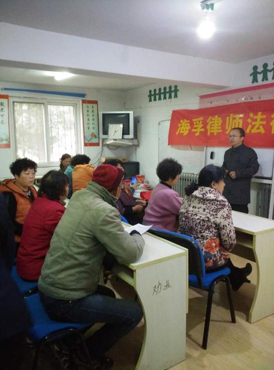 市北区司法局组织社区律师举办专场法律咨询会