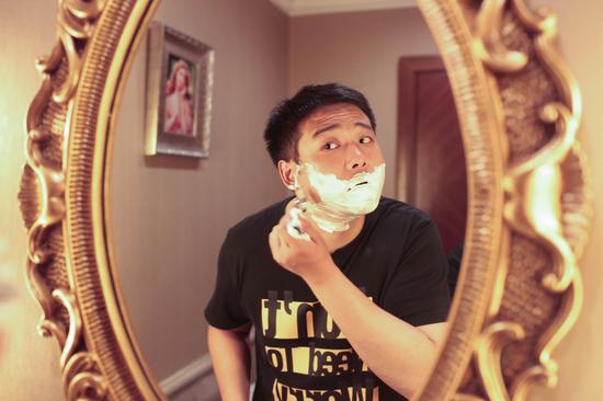 多乐可PACE6绿款剃须刀评测 轻松解除男性剃须烦恼_新浪青岛_新浪网