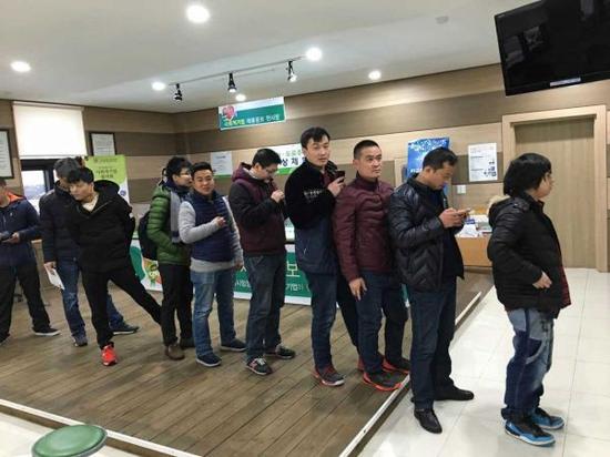 从青岛去韩国考驾照多少钱