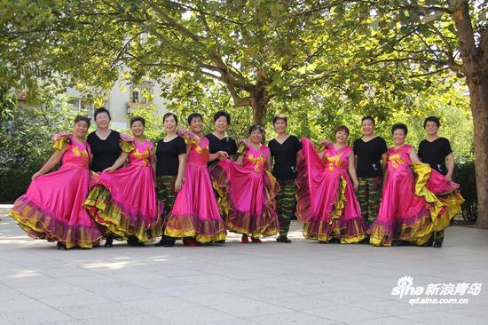 最美不过夕阳红 小花园健身队用行动诠释不老