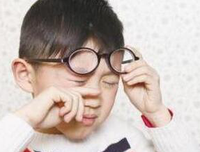 怎样治疗眼睛近视 儿童眼睛真性近视治疗