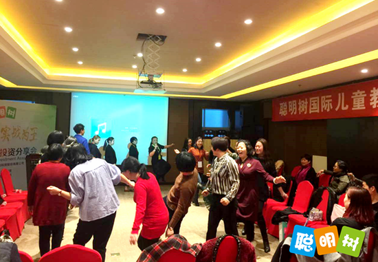 (往期分享会现场照片)