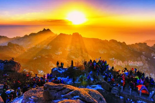 崂山巨峰日出