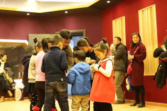 上海话歌曲《小豆芽》遭质疑,楼沁说凭什么方