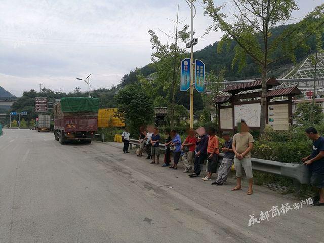 上高县人口_我们三人怀鲁上高速回杭 -环浙疯子都安全回到杭州,每一天也回到