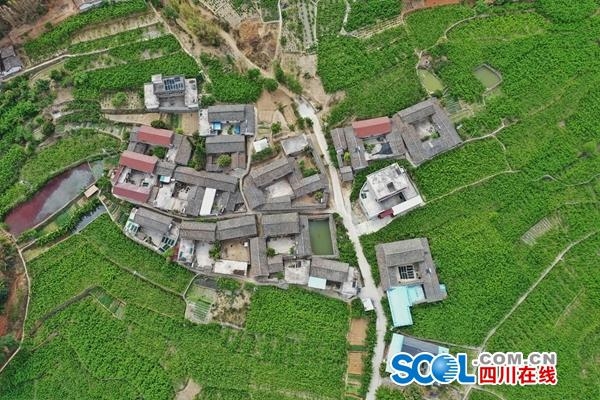 德昌县有多少人口_德昌县乡镇地图