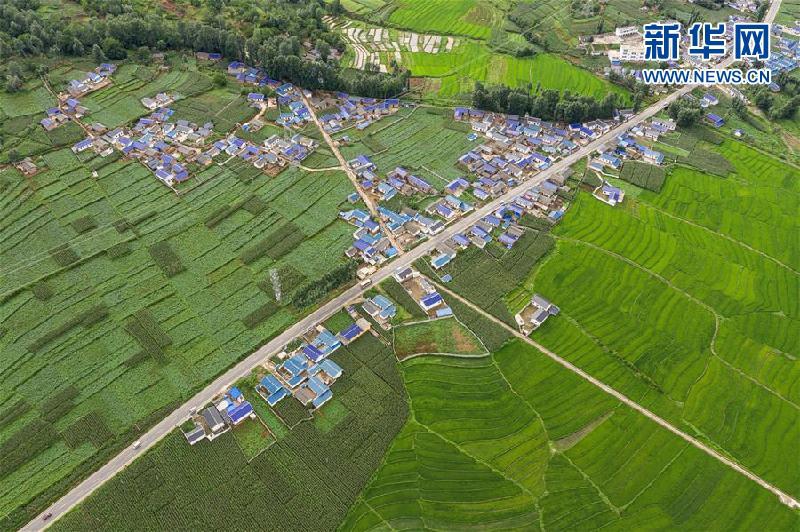 昭觉县20年GDP_鸟瞰大凉山腹地昭觉县